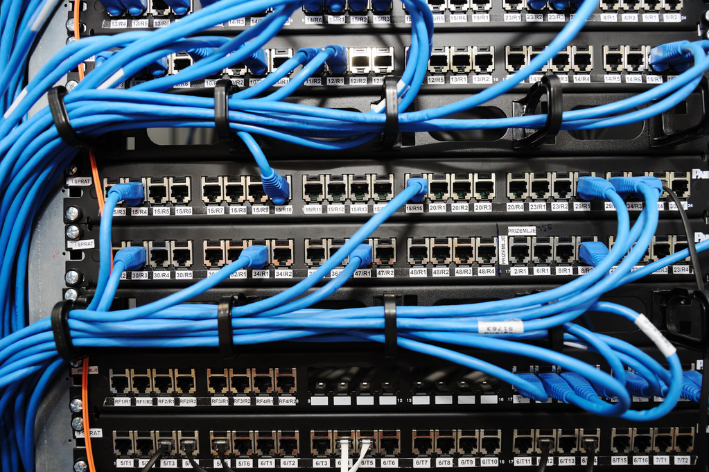 智能建筑网络中的 Cat6 以太网电缆 智能建筑网络中的 Cat6 以太网电缆